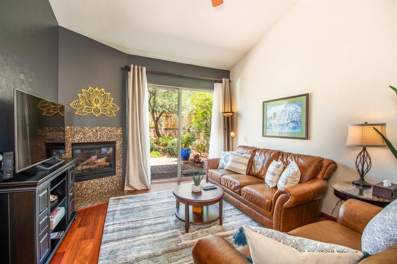 Сasa de vacaciones Uptown Gem: 3-bed Townhome With Majestic Views And Location *